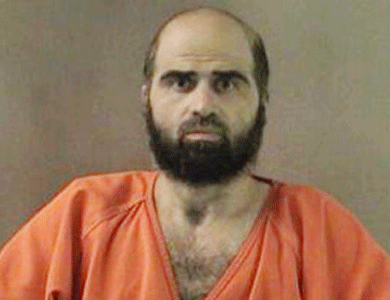 الطبيب الأمريكي المتهم بإطلاق النار على جنود يسعى للتخلي عن جنسيته الطبيب الأمريكي المتهم بإطلاق النار على جنود يسعى للتخلي عن جنسيته